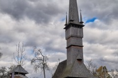 Iglesia de los Santos Arcángeles de Șurdești